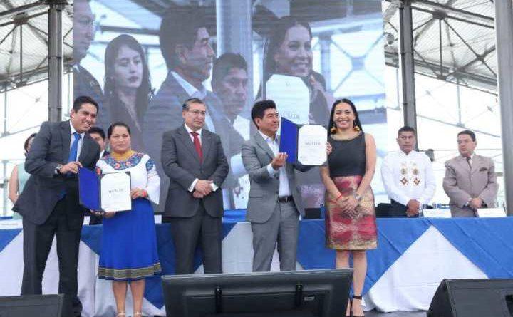 Alcaldes Electos De Quito Y Mejia Reciben Credenciales Ame